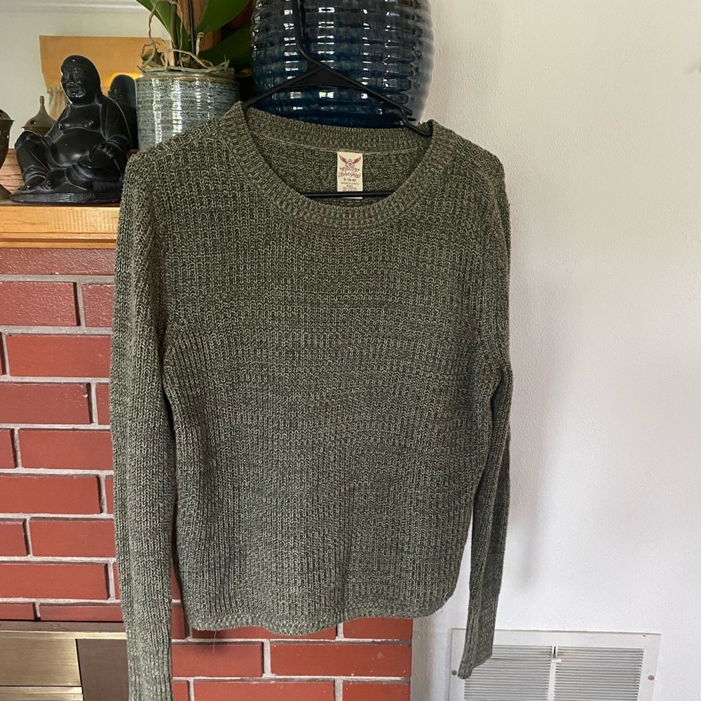 Faded Glory Green Sweater